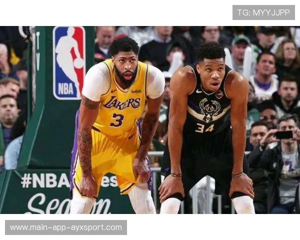 湖人对阵雄鹿：战术对决揭示联盟新潮流