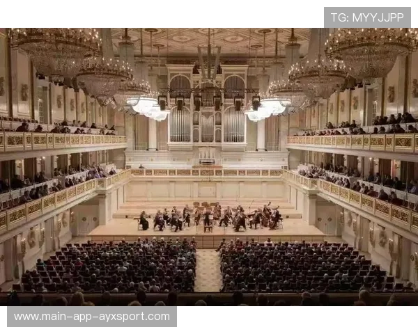 罗马足球俱乐部重塑后场调度链，引领未来新局