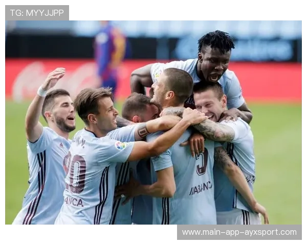 西甲皇家社会持续推进富创造性,现场呼声不断