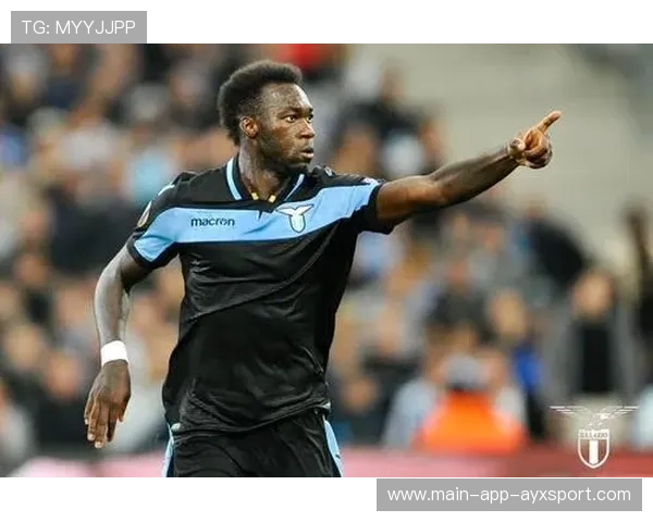 拉齐奥持续通过直塞冲击禁区前沿