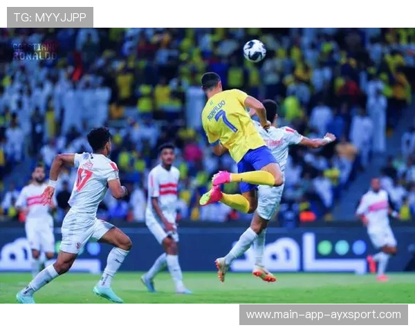 纽卡斯尔阿兰边路传中头球破门：从瞬间到日常的训练与科技之光